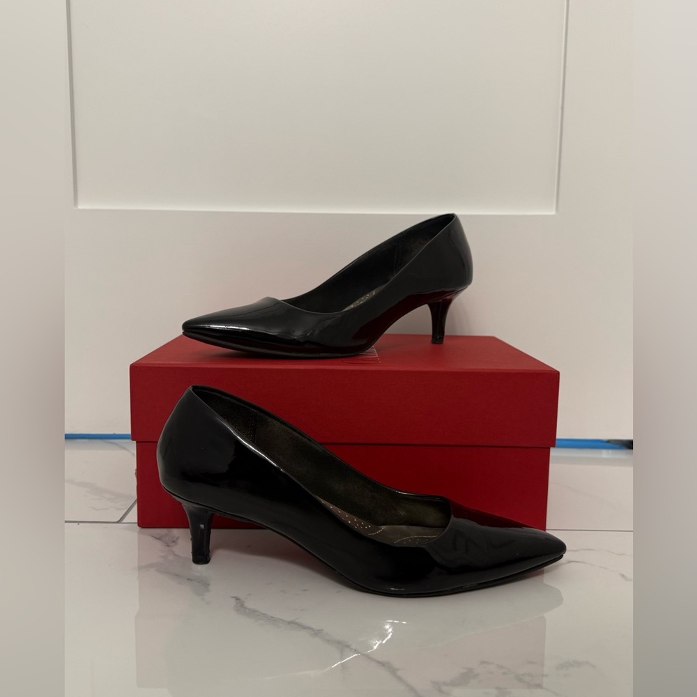 Dexflex Comfort Black Heels Classic Pumps